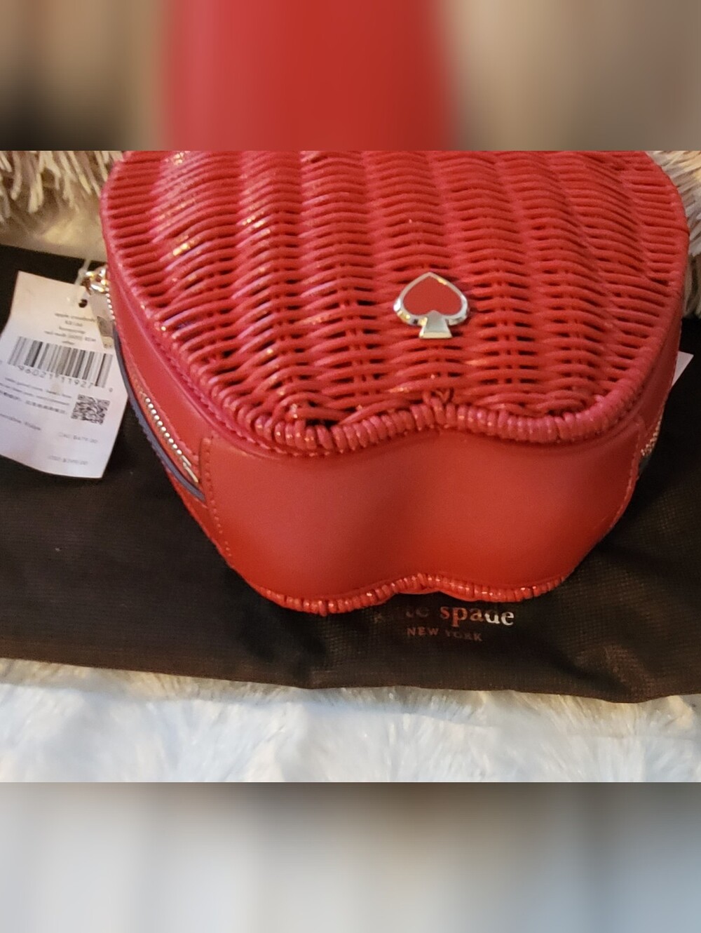 Kate Spade Honeycrisp Apple NWT - Picture 8 of 16